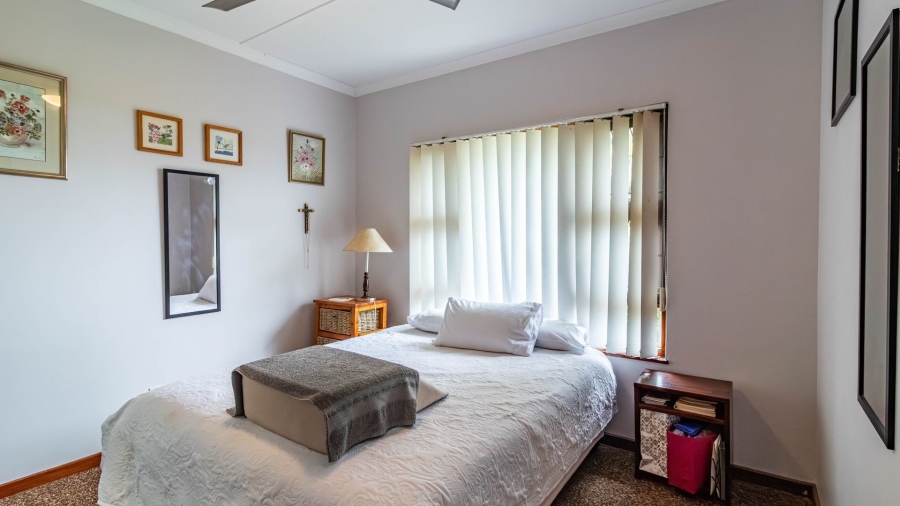 5 Bedroom Property for Sale in Vincent Eastern Cape